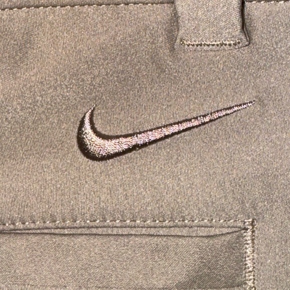 Nike golf DriFit brown performance pants women’s size 6 small - Picture 13 of 17